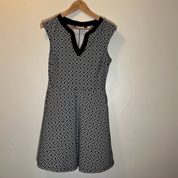 New York & Company Dress Black & White Geometric Cotton Print midi sz S - Picture 2 of 12